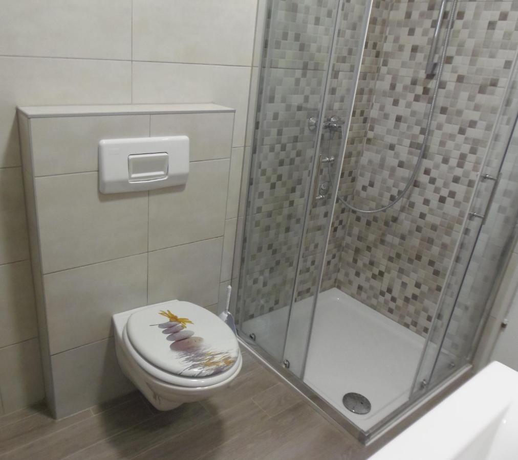 Villa Rajski Dvor 2 Bol Exteriör bild